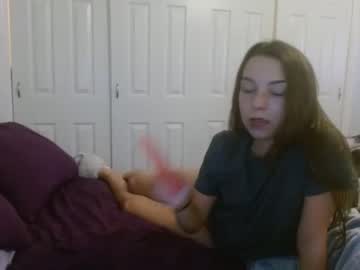 girl
        kendralovesdick69 cam image #474364