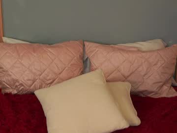 girl
        ashley_ospino cam image #6772330