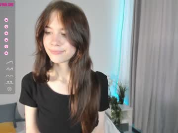 girl
        cute_chance cam image #1789154