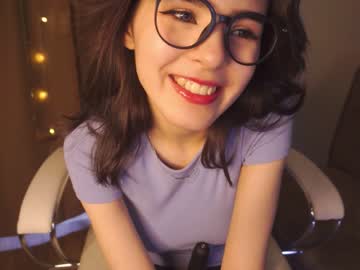 girl
        amandamedrano cam image #1351496