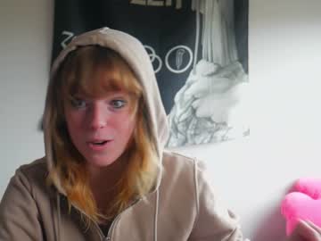 girl
        sisypheanlove cam image #3485081