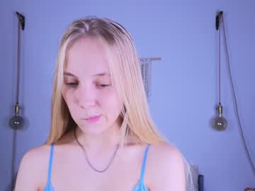 girl
        appr0ved cam image #2514967