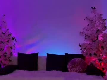 girl
        jessiccaburns cam image #4889389