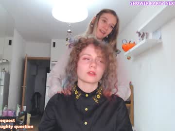 girl
        kali_the_goddess cam image #23091