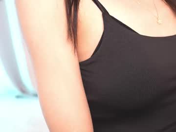 girl
        mystica_ cam image #6637774