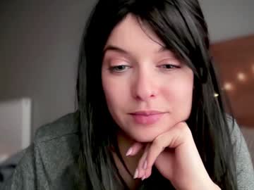 girl
        angelika_rouge cam image #5819292