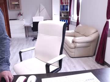 couple
        cute00kiara cam image #1616492