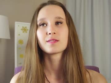 girl
        _comfortable_numb_ cam image #4421478