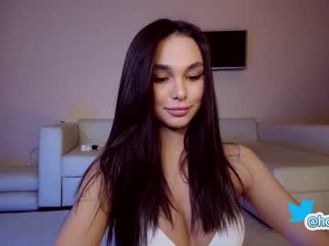 girl
        hollyextra cam image #447933