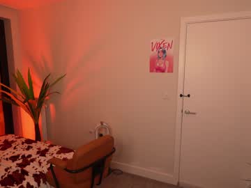 girl
        vixenp cam image #3744753