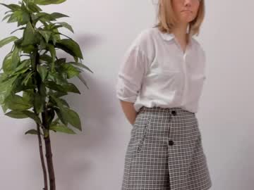 girl
        laurachane cam image #1109897