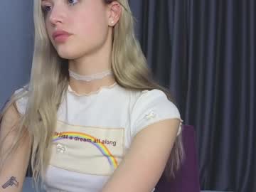 girl
        lovendy cam image #5706153