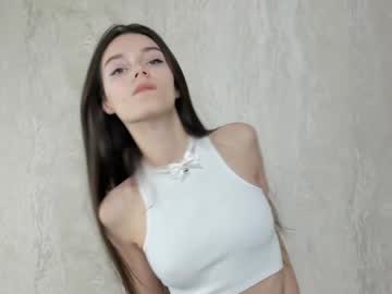 girl
        cutie_ghostie cam image #3499749