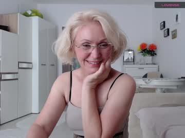 girl
        jasmin18v cam image #6897533