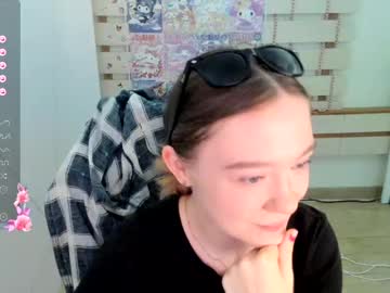 girl
        stasy_clapp cam image #4683279