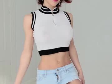 girl
        littlegreekflower cam image #6150569