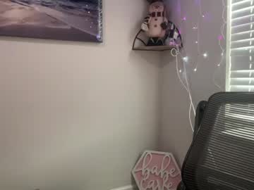 girl
        wet_scarlett72 cam image #426707