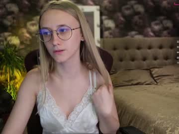 girl
        angeellina cam image #119636