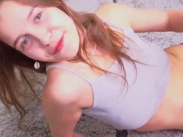 girl
        eli_sun cam image #1998598
