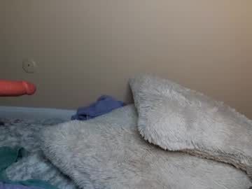 girl
        lily_brooke cam image #3703352