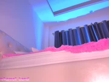 girl
        lovexxxpink cam image #2766395