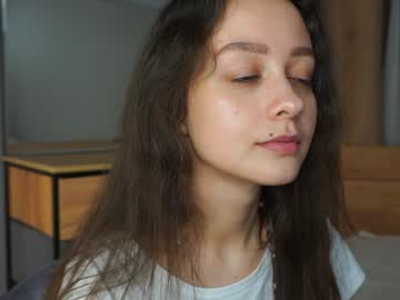 girl
        octaviaapps cam image #5957934