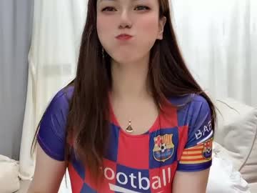 girl
        abby_youyou cam image #467943