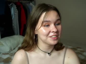 girl
        sugar__freee cam image #2108611