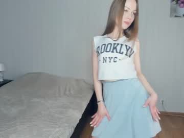 girl
        mariepratt cam image #1888215
