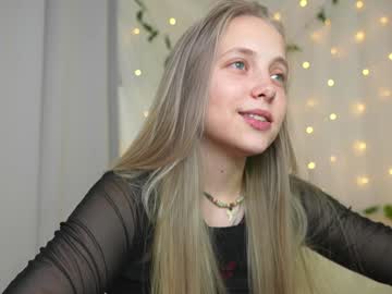 girl
        appr0ved cam image #5194520