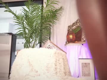 girl
        oshundorada cam image #2093903