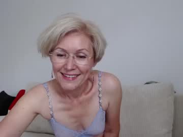 girl
        jasmin18v cam image #2529829