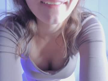 girl
        laa_ura cam image #3744424