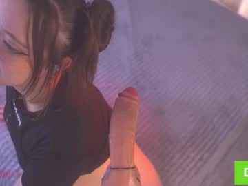 girl
        deepsouly cam image #6863731