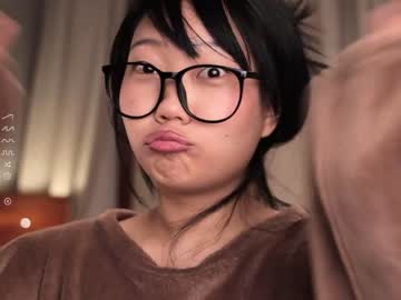 girl
        hinatabroks cam image #4083433