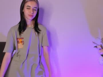 girl
        elleweaver cam image #1608486
