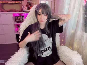 girl
        yourcutewaifu cam image #4749223