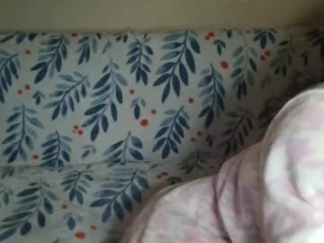 girl
        kiraishere00 cam image #6348848