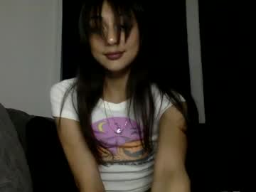 girl
        jenbby420 cam image #3727446