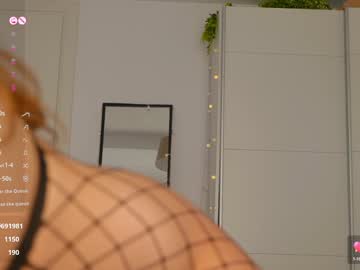 girl
        fazeyj cam image #5360259