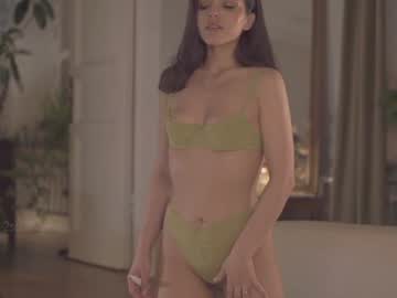 girl
        _2strangers cam image #4399144