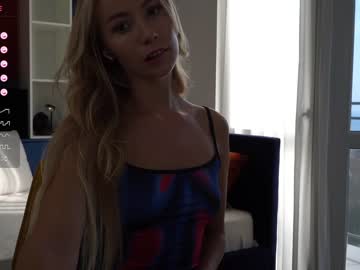 girl
        vika54784 cam image #2350520