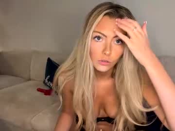 girl
        badbrittxo cam image #5153864