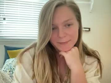 girl
        honeymoore cam image #1849544