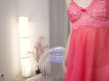 girl
        charming_luna cam image #3103971
