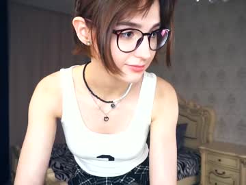 girl
        udelegorbett cam image #6107126