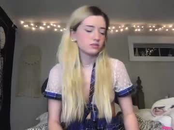 girl
        nicholexoxo23 cam image #1371024