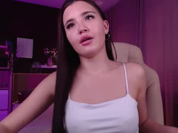 girl
        lea_seydou cam image #6665664