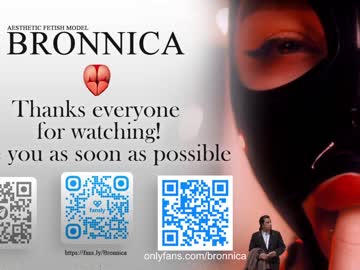 girl
        bronnica cam image #3866733