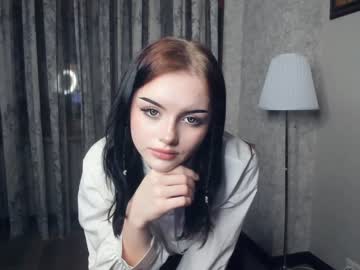girl
        cute_caprice cam image #1584385
